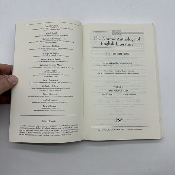 The Norton Anthology English Literature Eighth Edition - Volumes A & B Paperback - Picture 7 of 12